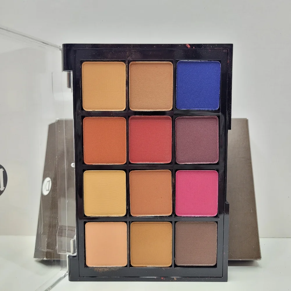 Viseart Eyeshadow Palette - Earthy Tones‎ and Vibrant Blue